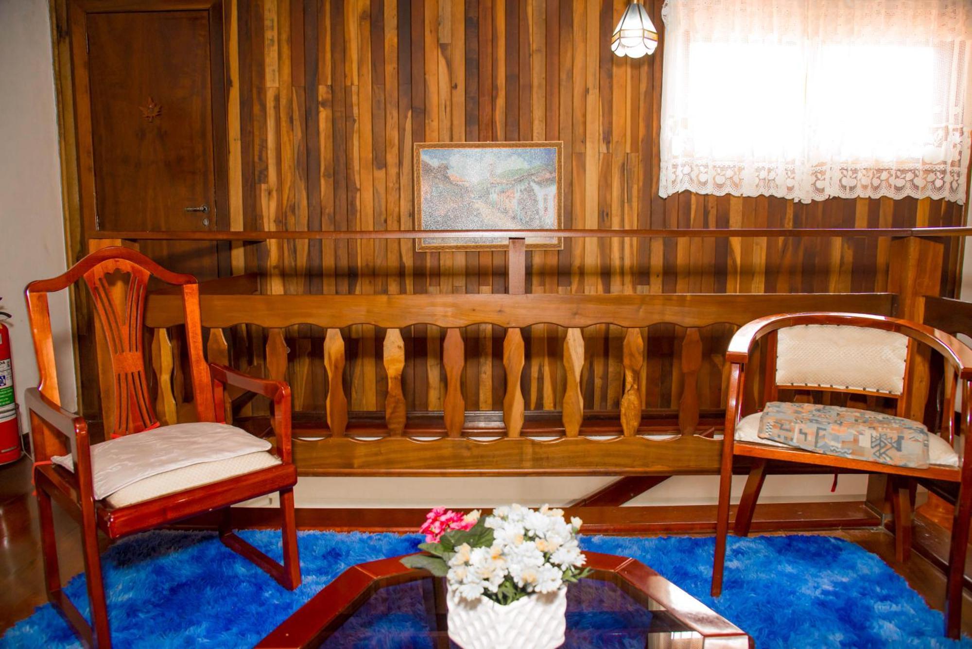 Flores Casa de hóspedes